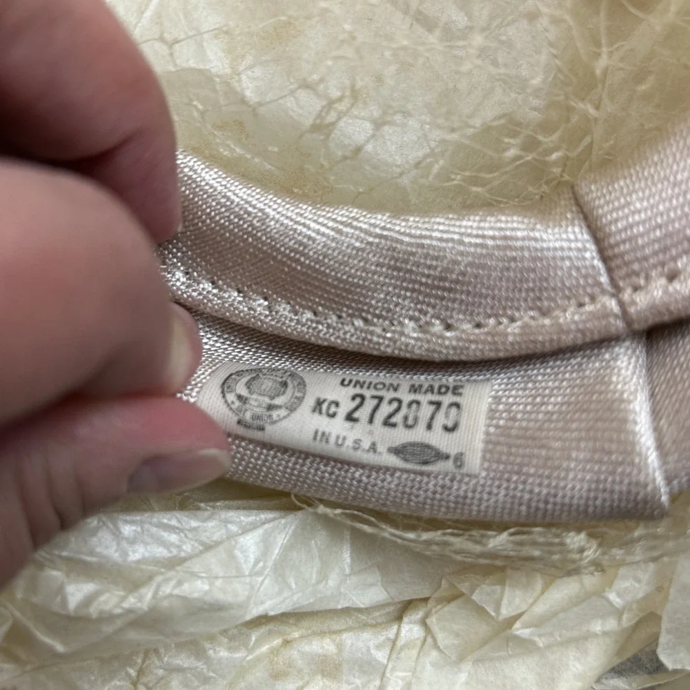 Vintage Ivory Fascinator‎ Hat Pink Net Tan Union Made Ribbon Bow 1950s